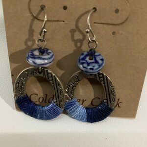 Coldwater Creek Blue and Silver Patterned Earrings 1635